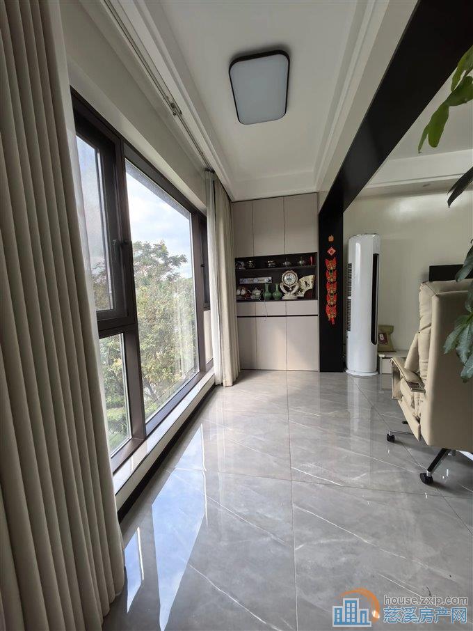 阳光城翡丽湾 精装 采光好