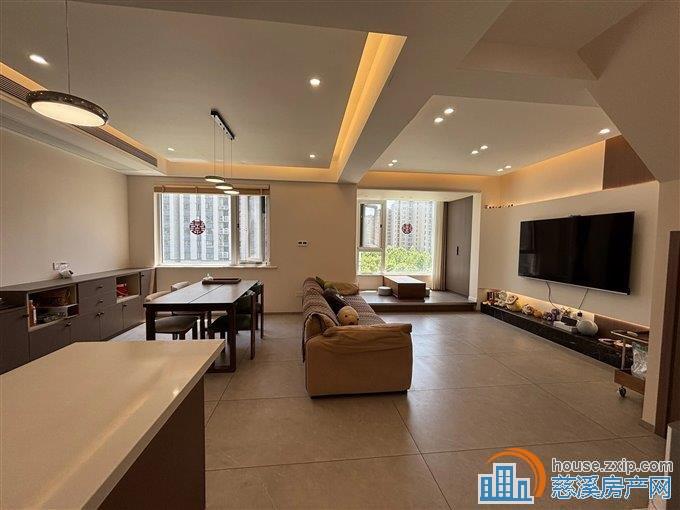 急卖檀悦府精装上叠带车位134平265万