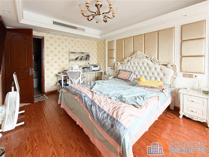 特价 碧海星辰电梯洋房婚装，品牌家具家电