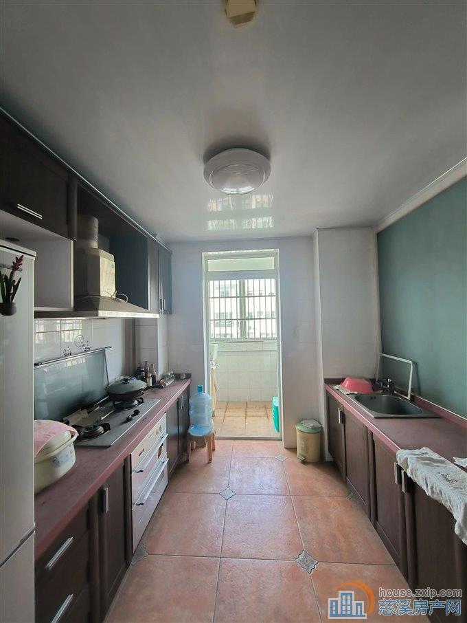 秀水华庭 精装顶复175平方 送车位