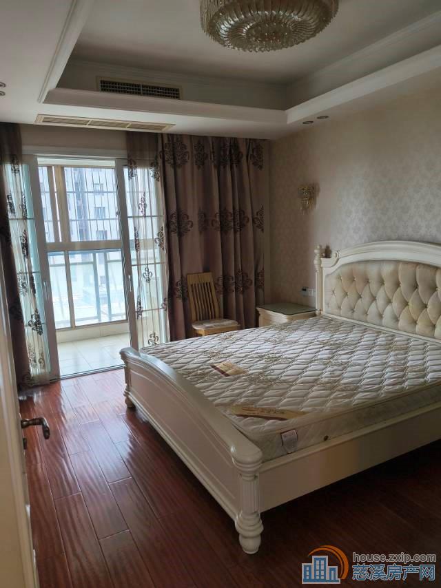 捡漏鸿都大厦97平电梯2室2卫精装新