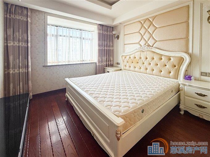 美华银桂苑 精装修 黄金楼层 带车位