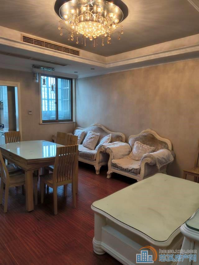 捡漏鸿都大厦97平电梯2室2卫精装新