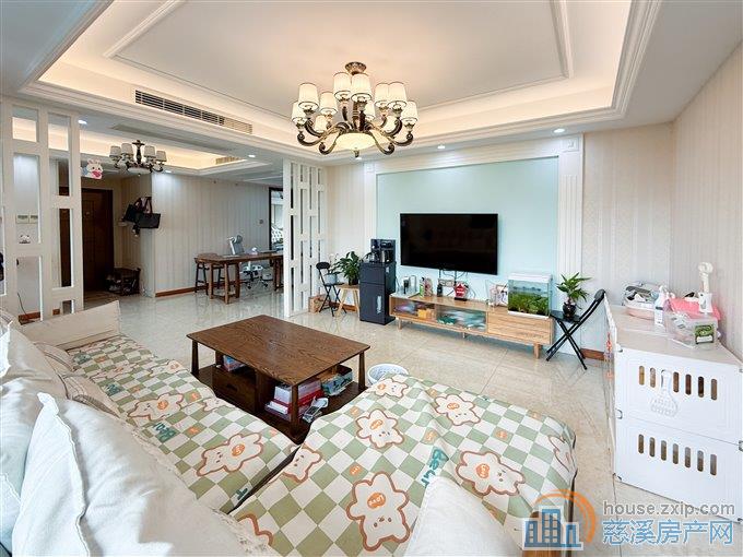 碧海星辰132平149.8万送车位