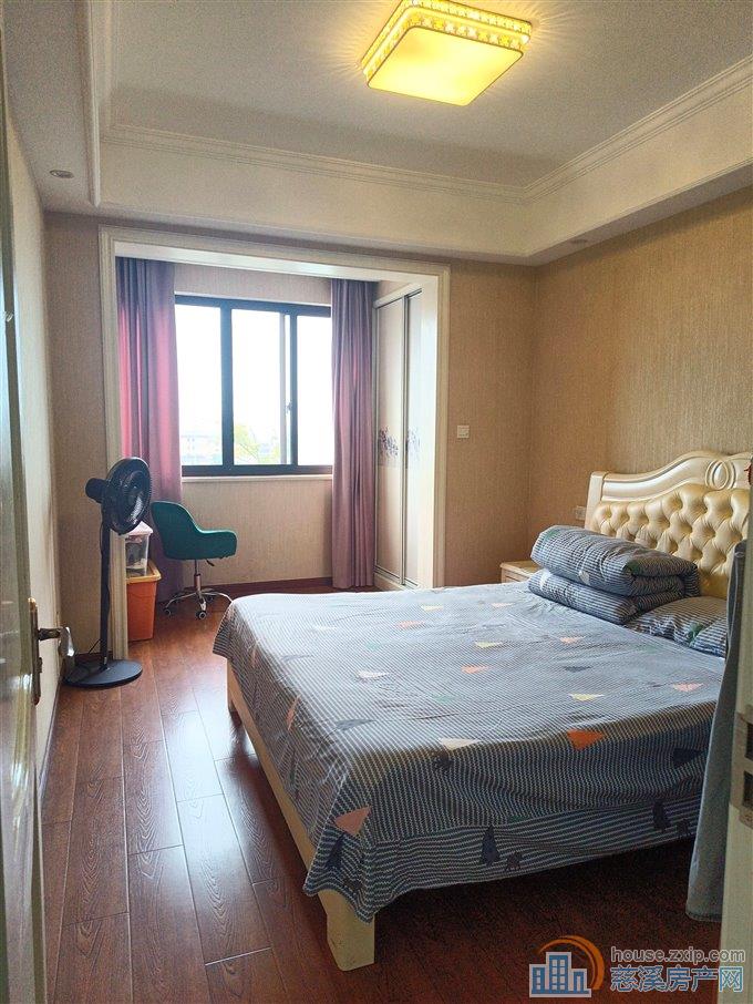 峙山庄园 精装87平80万拎包入住