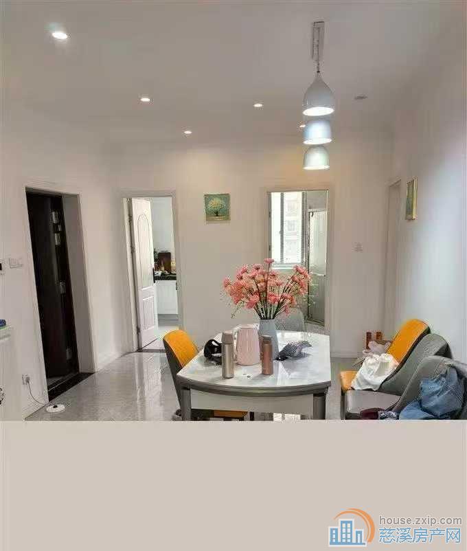 明月佳苑122平远离高架车位杂物间精装