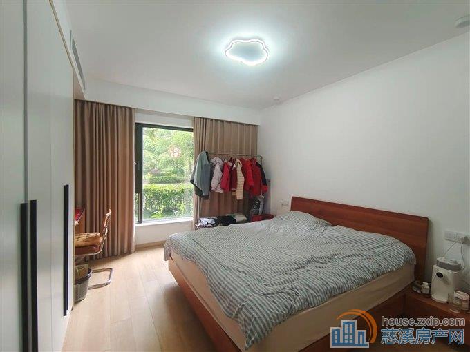 金仕华庭 精装保养好 低楼层