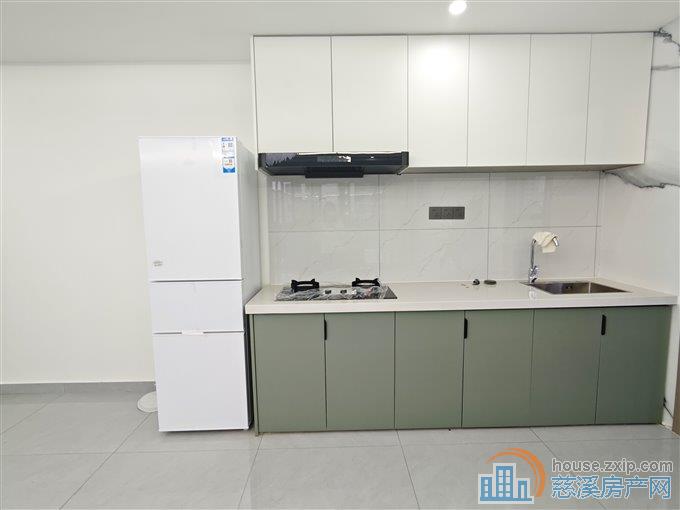 爱琴海旁边紫阙台两室两厅两卫精装修直接钥