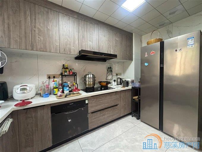 中梁泊景庭 精装洋房143平188万