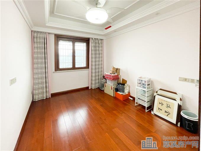 和润公寓179平218万带车库