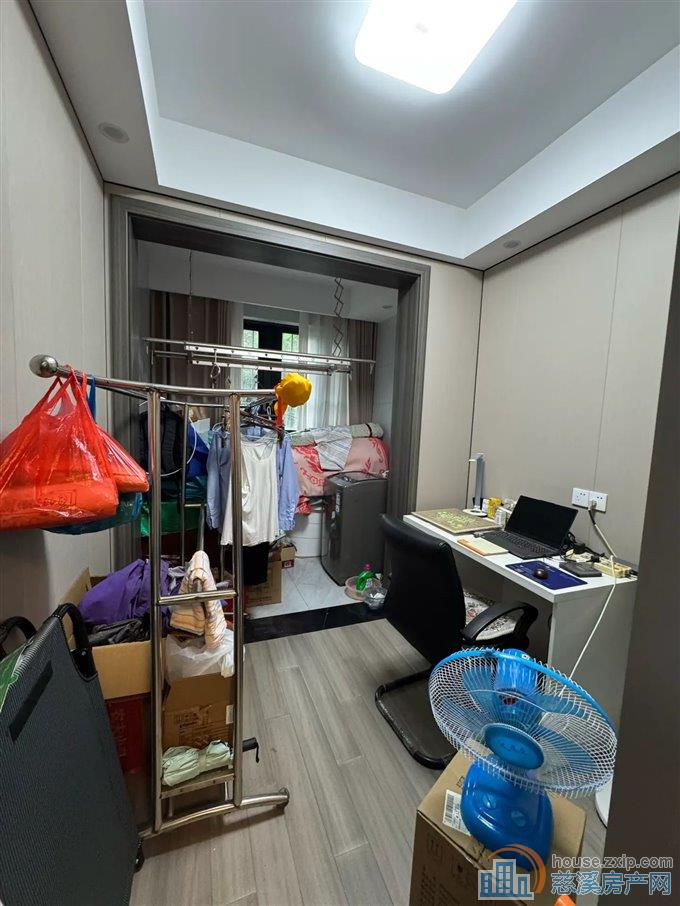 出售新潮塘北苑68平105万