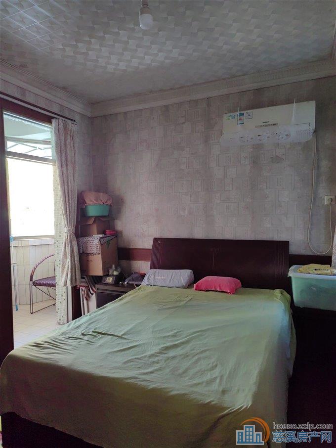 稀缺 低楼层金山新村 装修保养好