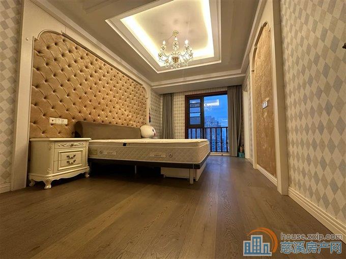 绿城玫瑰园 豪装 双车位 高端住宅