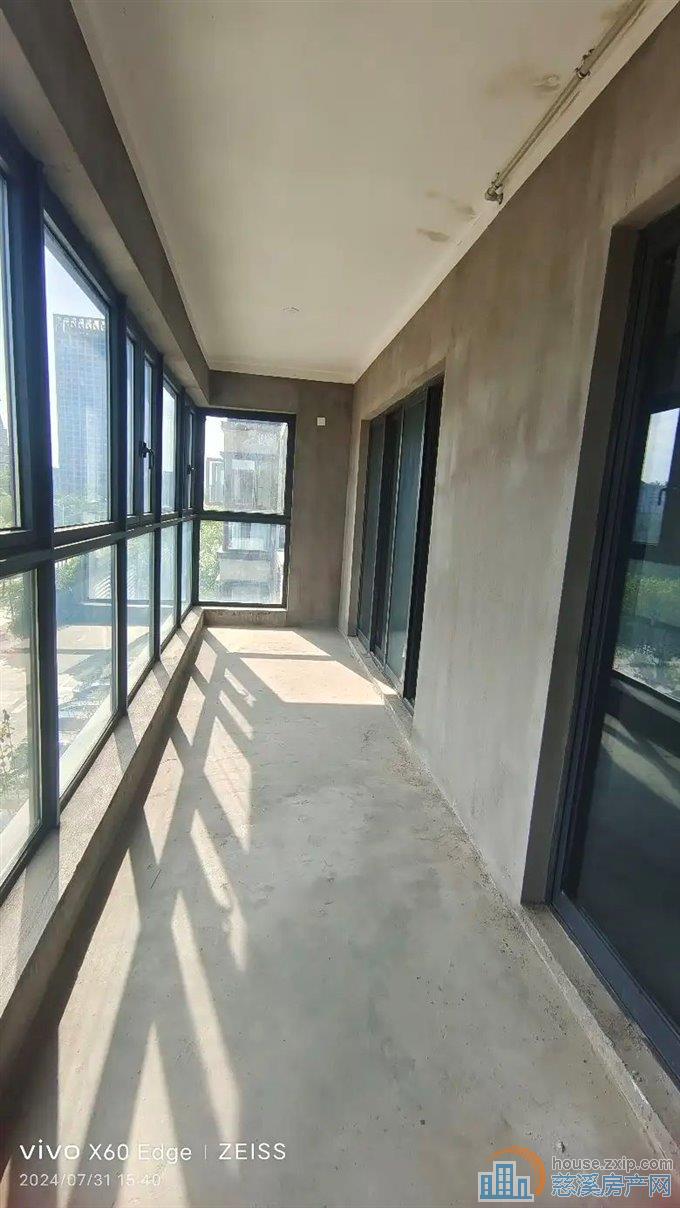 辉逸云庭 新城河9层洋房送车位