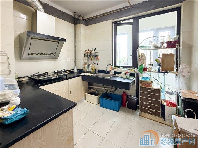 橡树湾128平205万洋房位置好