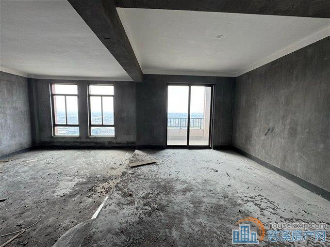 万翔美郡 叠墅顶复 前后露台买二层送一层