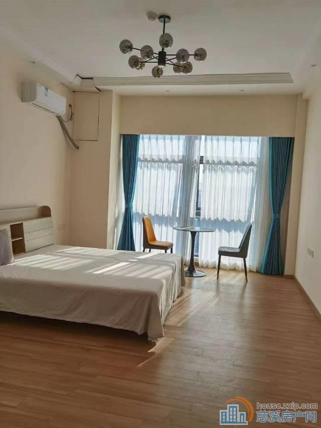 海铂中心52平朝南中楼层精装39.8万