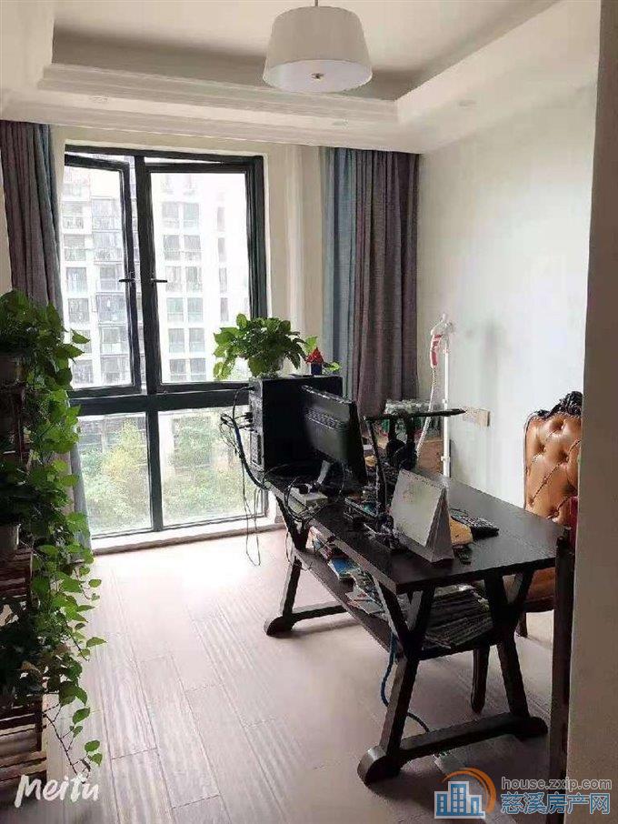 界牌新村 豪装 带车位 满五唯一