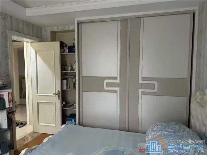 出售金仕华庭一楼120平方