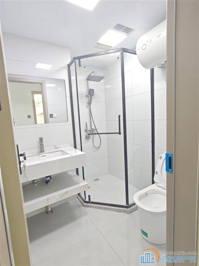 爱琴海旁边紫阙台两室两厅两卫精装修直接钥