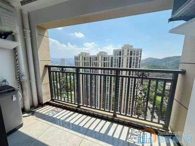 华润凯旋门143平现代精装修235万