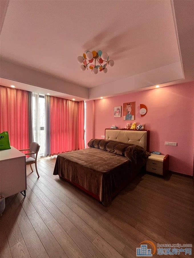 鸣北小区3室2厅1卫