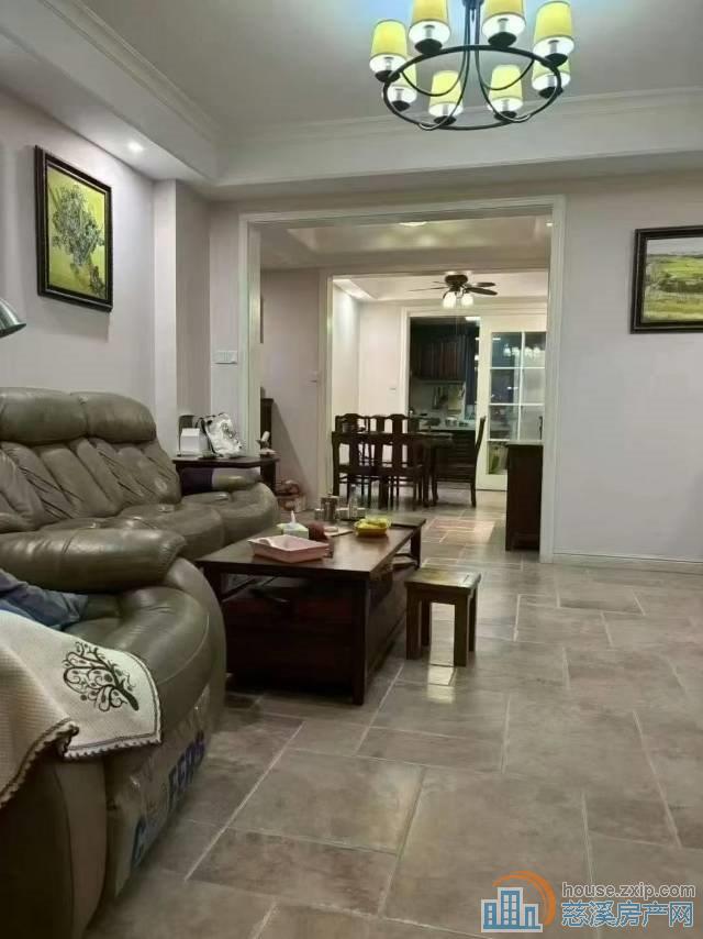 界牌新村142平172.8万精装车位