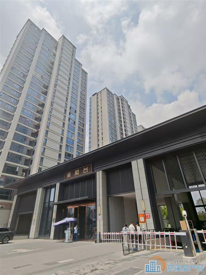 紫阙台带车位一口价185万直接房源钥匙在