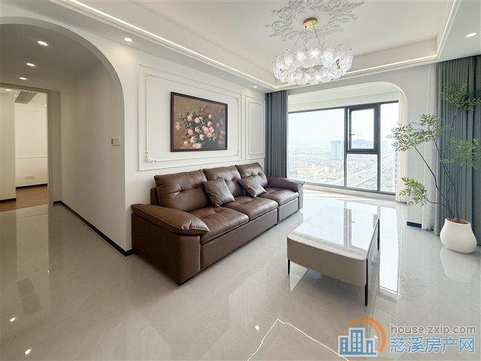 天安浔筑 精装 采光好 星河九年制