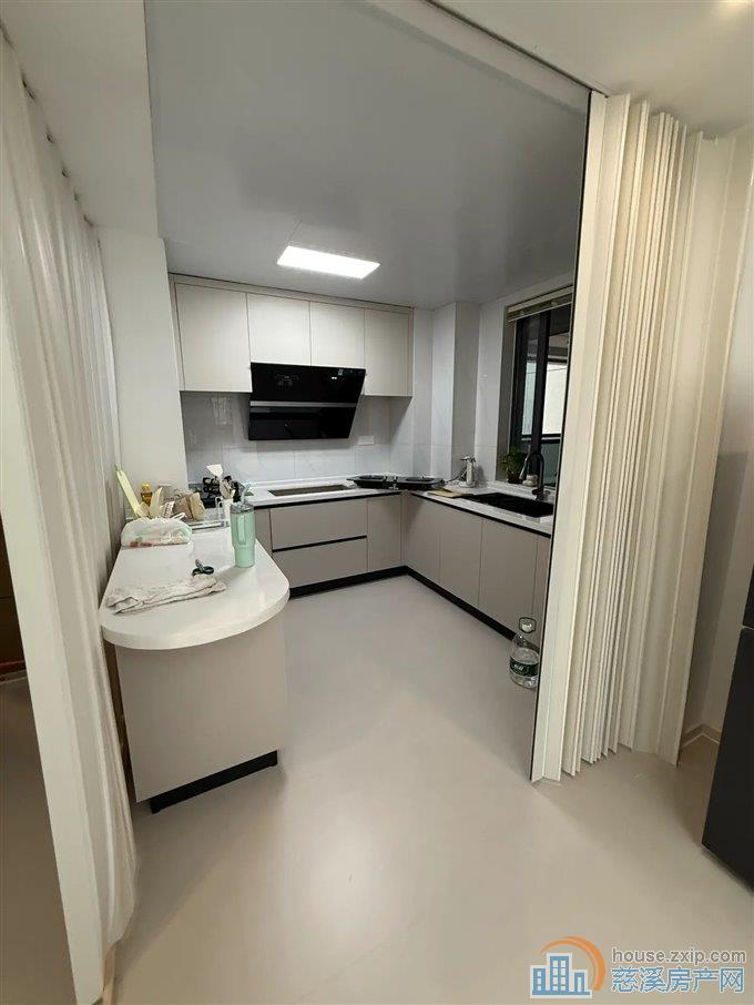 急卖 碧桂园紫阙台 全新精装 没怎么住