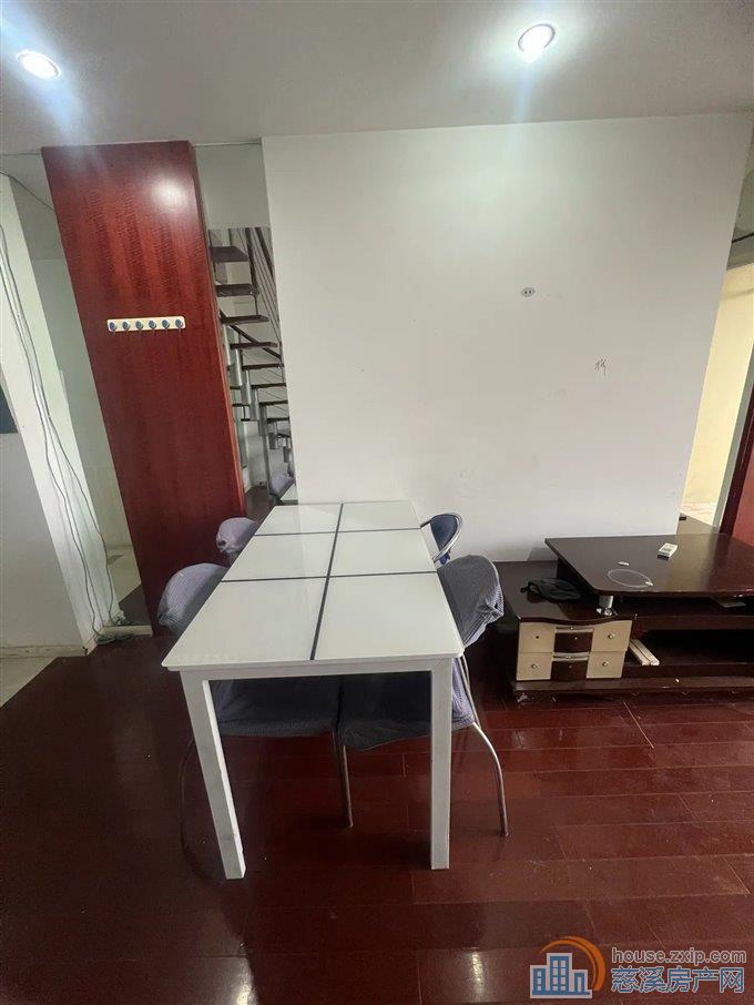 古塘金苑 精装复式 实用80平方58万