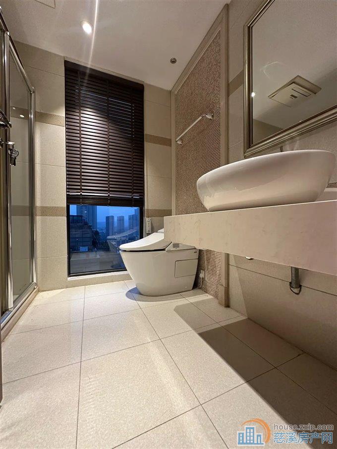 绿城玫瑰园 豪装 双车位 高端住宅