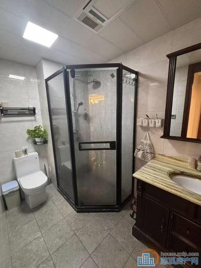 峙山庄园层佳128平朝南精装139.8万