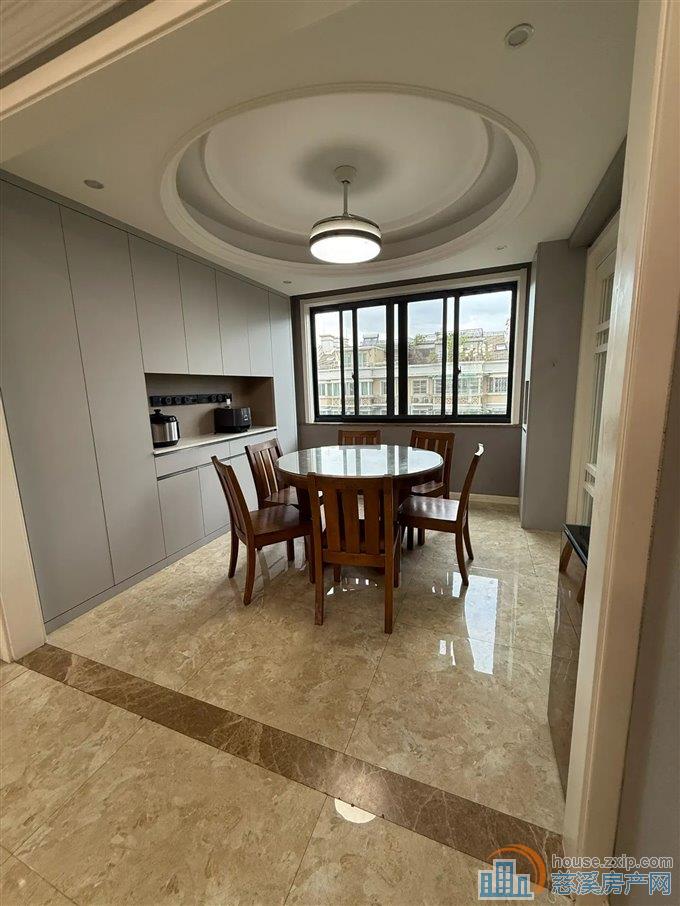 银桂苑142平9层洋房 精装送车位198