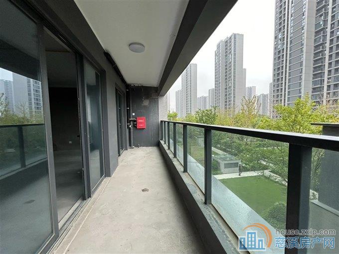 急卖 中交玉宸园143平195万包增值税