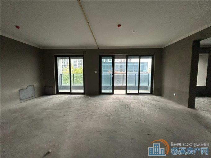 急卖 中交玉宸园143平195万包增值税