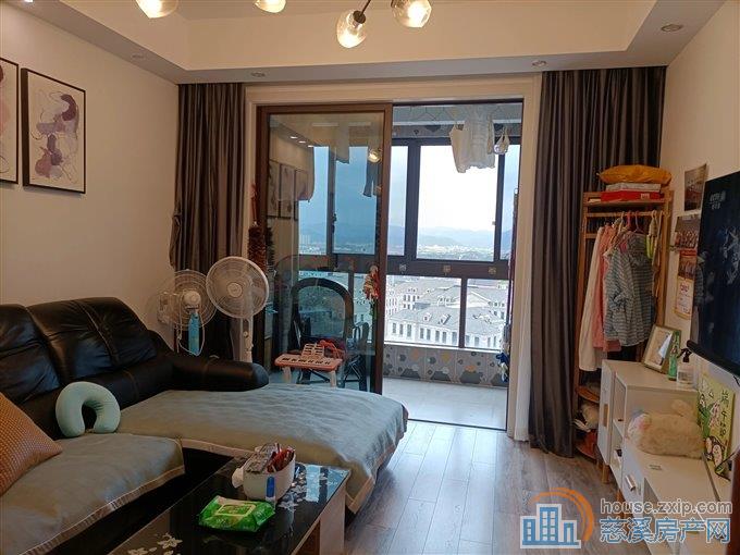 峙山庄园87平73.8万精装修