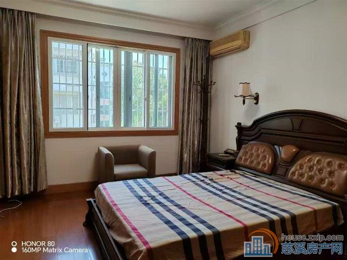 孙塘新村151平带30大车库3楼老精装