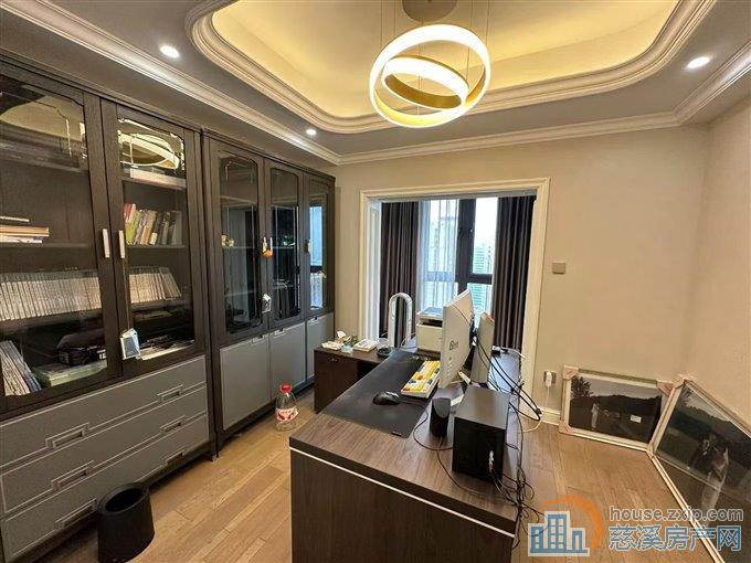 特价：凯旋门 楼层好送车位 豪装全送