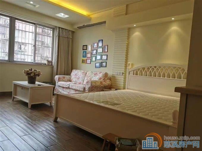 雅仕铭苑1室1厅1卫急售