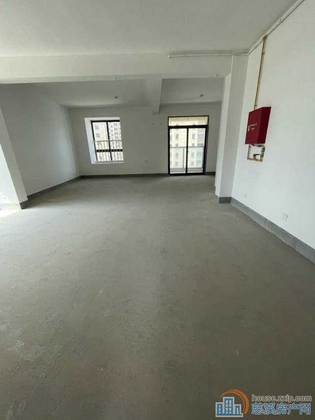 观湖佳苑 毛坯92平 边套 南北通透