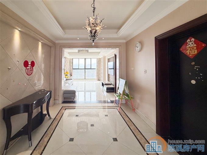 鸣北小区 精装146平155万带车位