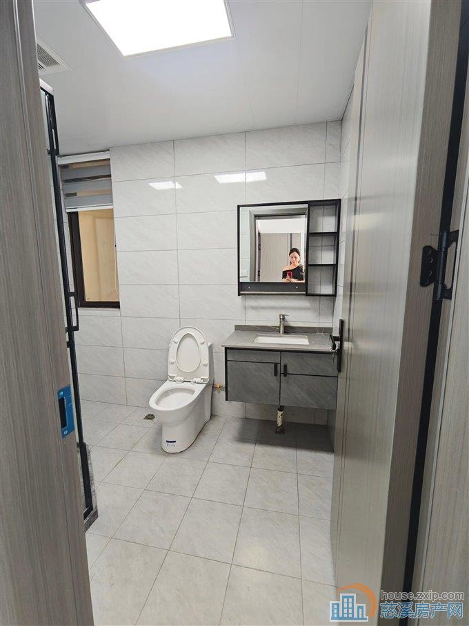 出租元亨雅园4200元