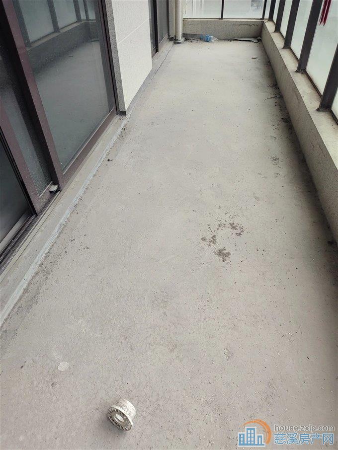 稀缺中海湖心半岛 电梯洋房总高5层