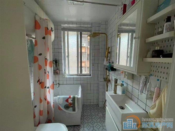 楼家新村65平精装二室架空层69.8万