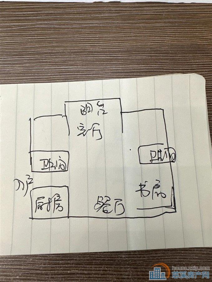 枫华富地花园134平155万送车位精装