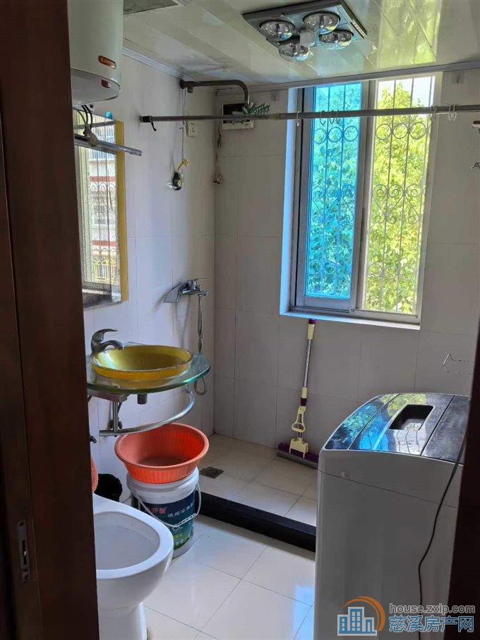 吉祥新村多套五楼68万76.8万78万