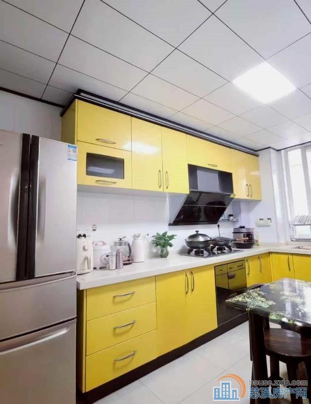 缔景湾 136平+超大露台+车位 精装