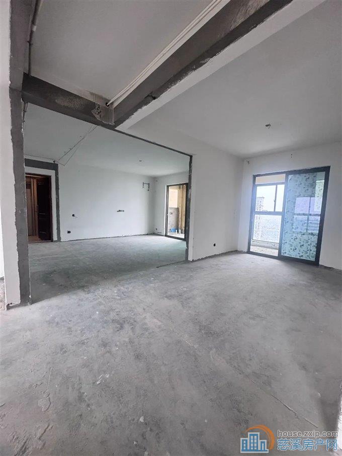 吾悦C区河景房，带车位，满五唯一。