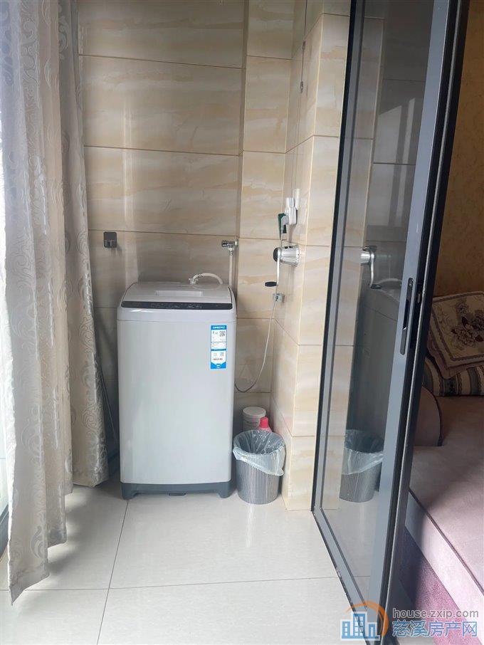 智慧谷94平152万文锦书包